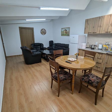Apartments Victory 卡瓦达尔奇 外观 照片