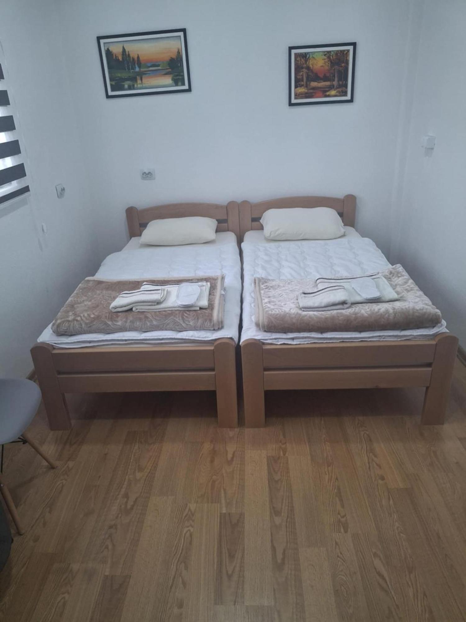 Apartments Victory 卡瓦达尔奇 外观 照片